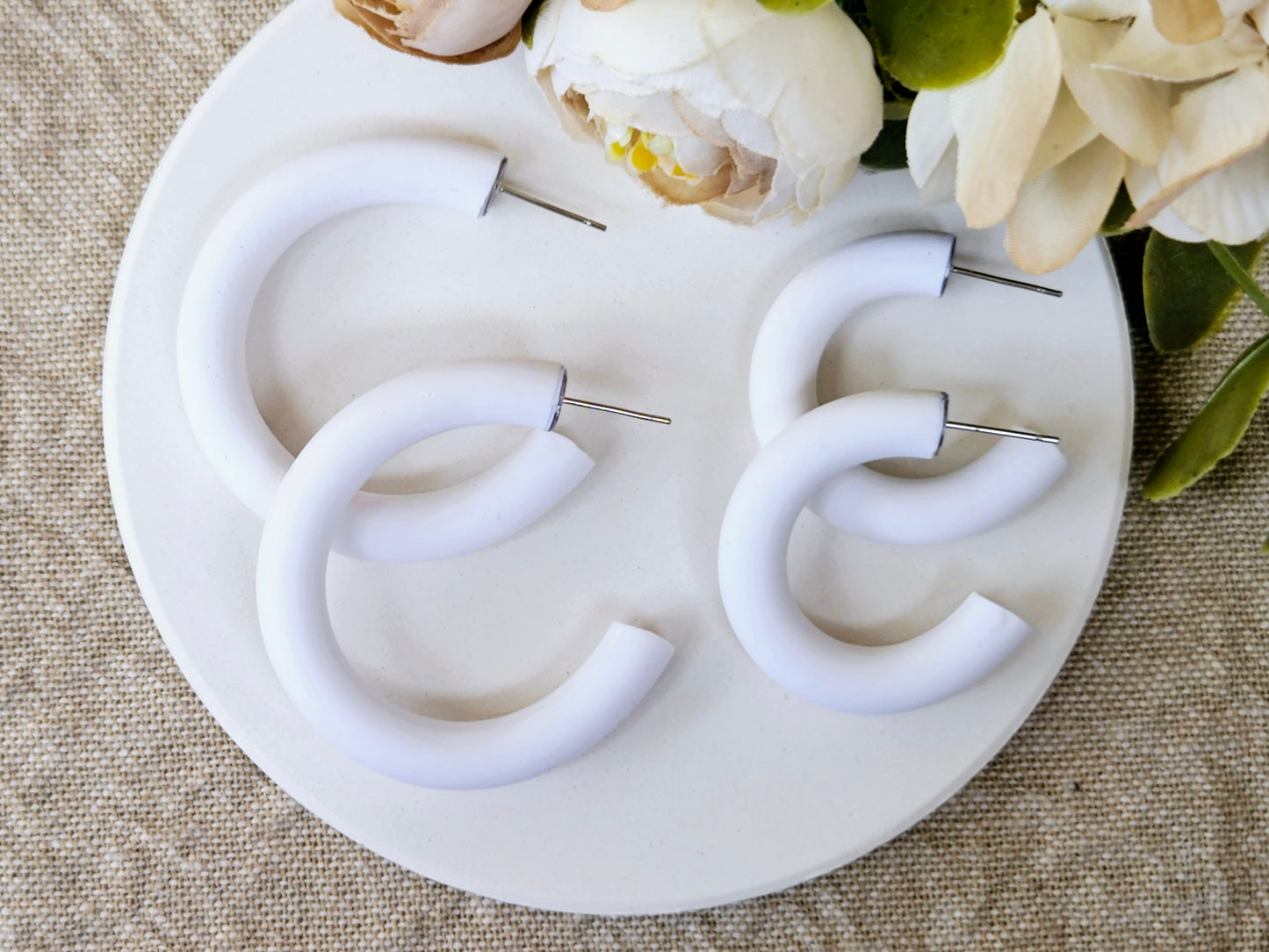 Classic Hoops Large White