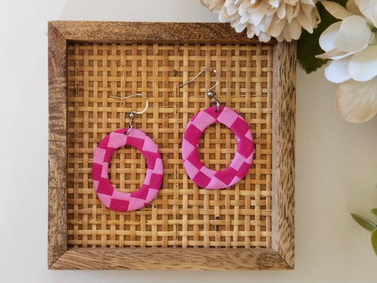 Checkered Oval Pink Earrings
