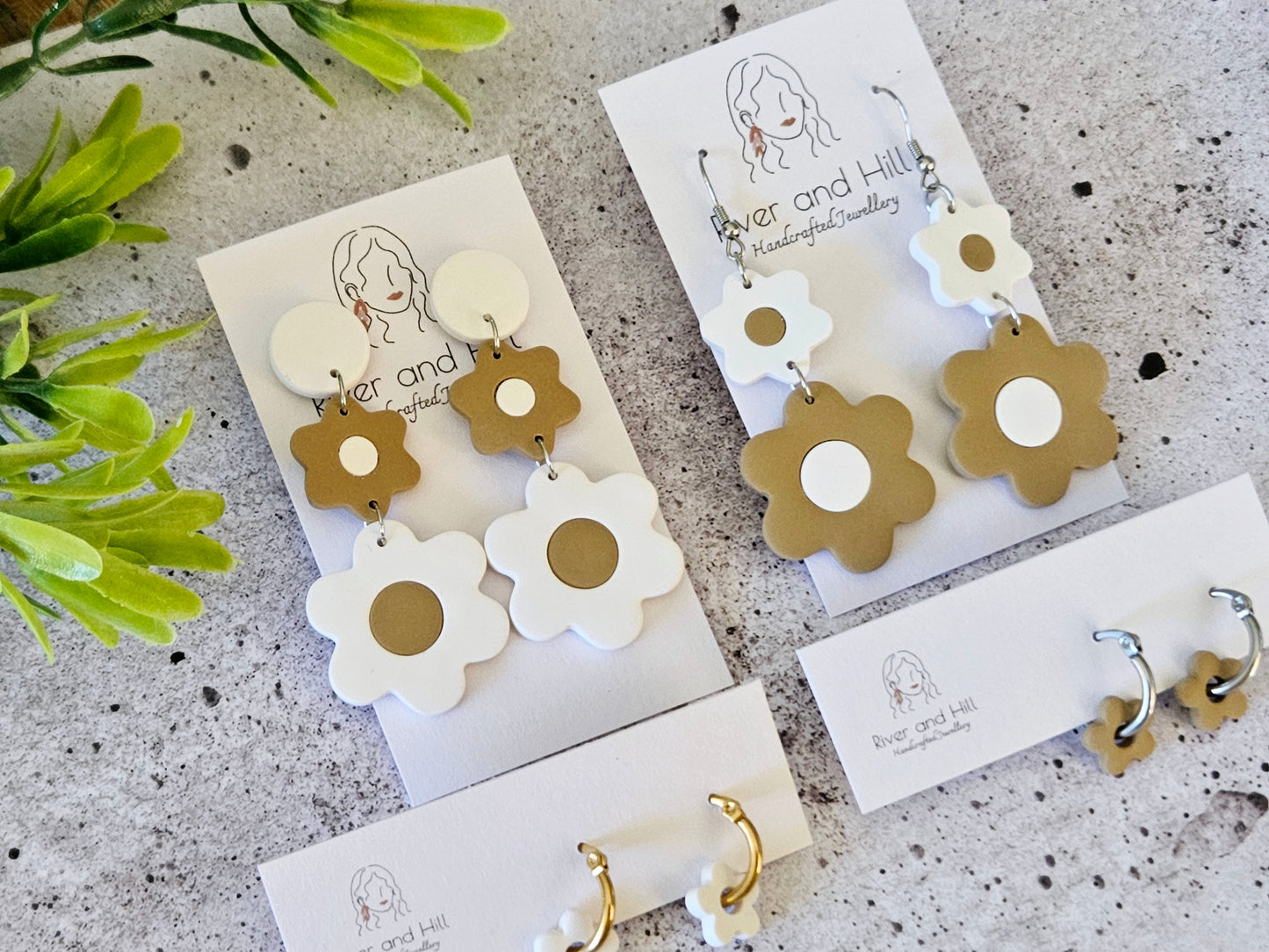 Retro Bloom White and Beige Mini Hoop Earrings