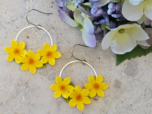 Daffodil Silver Disk Earrings