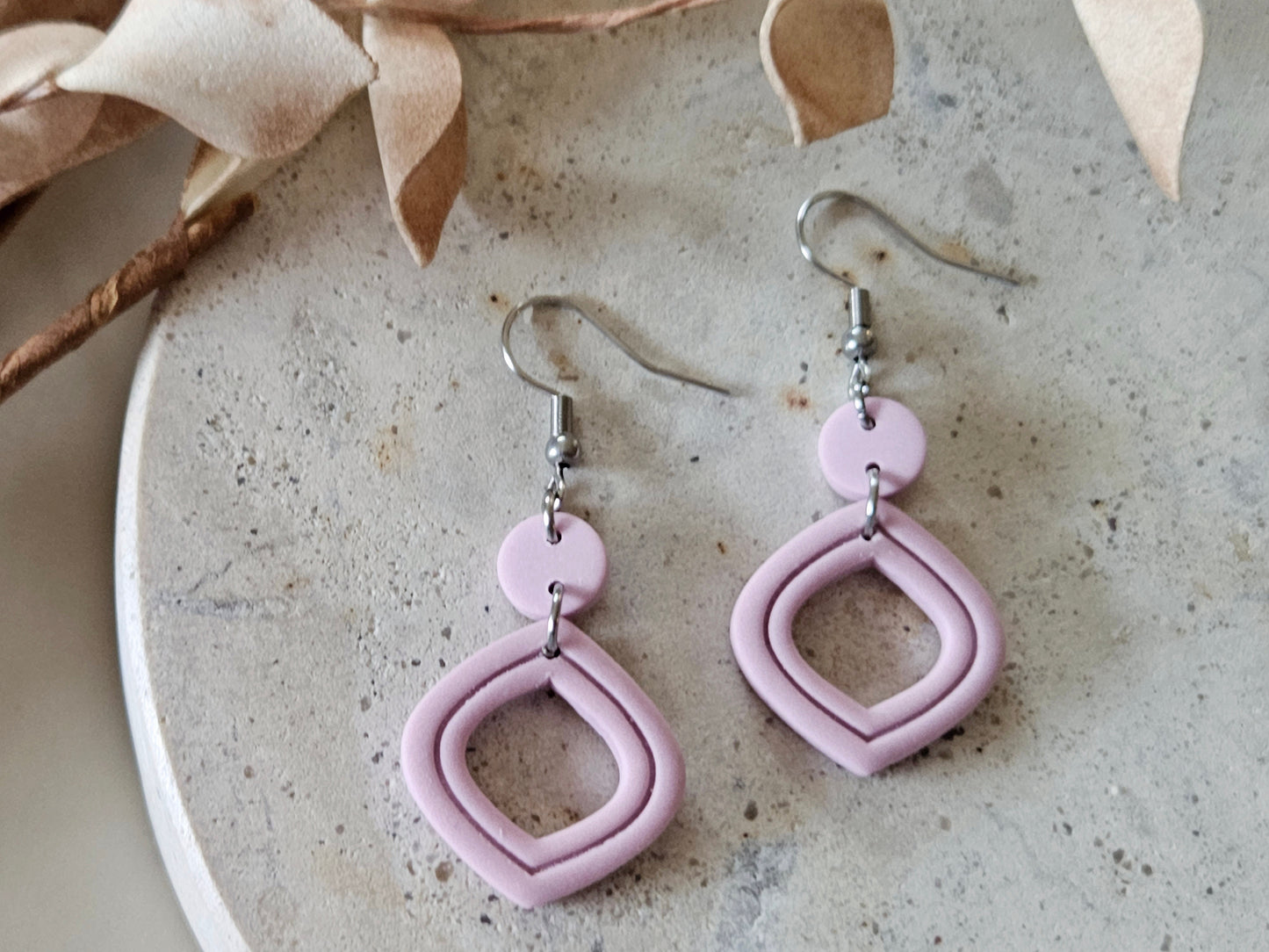Essentials Lilac Earrings