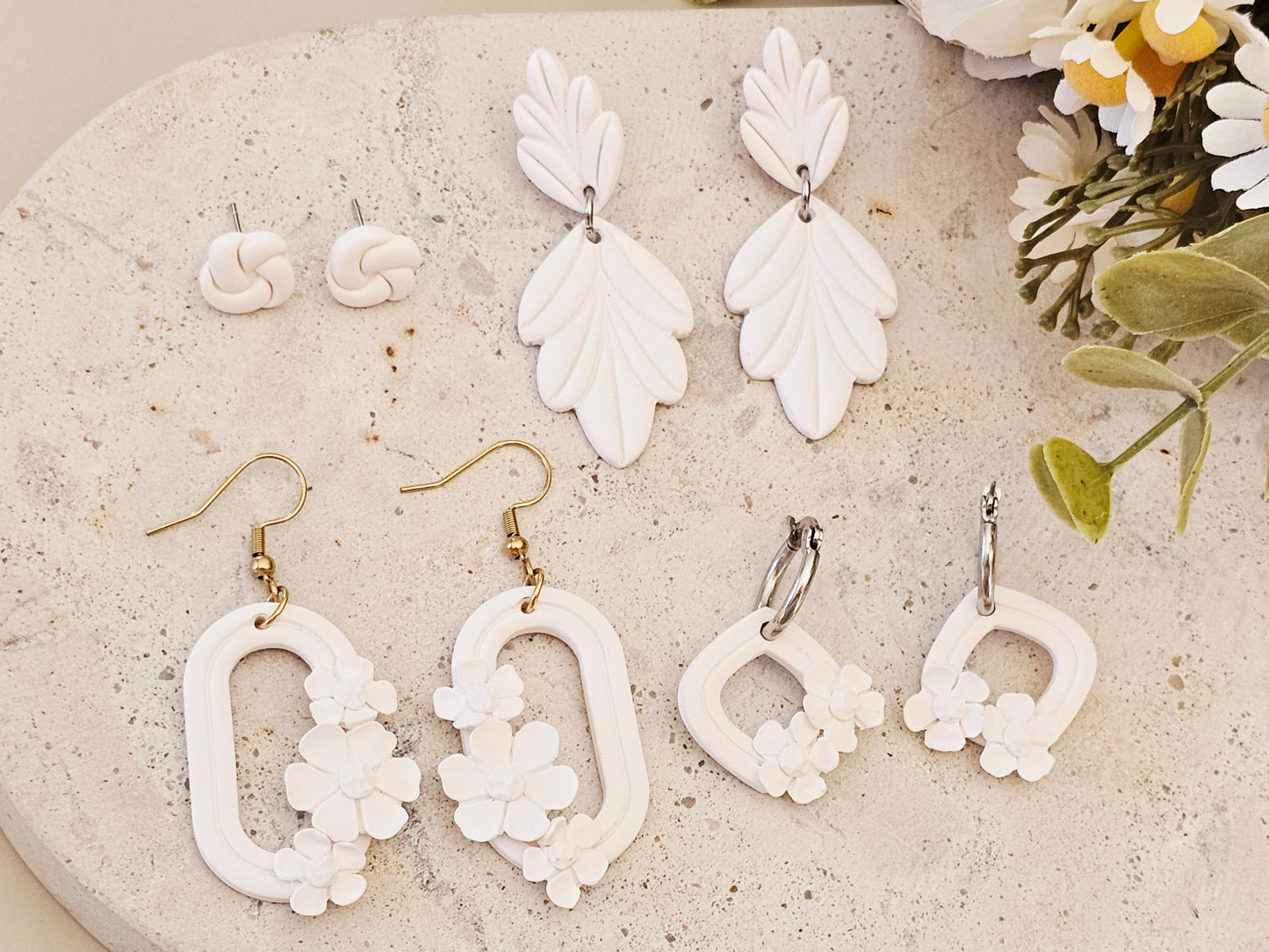 Daily Colour White Floral Earrings