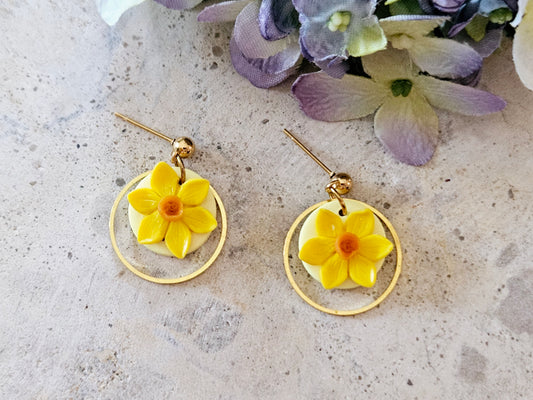 Daffodil Gold Dainty Earrings