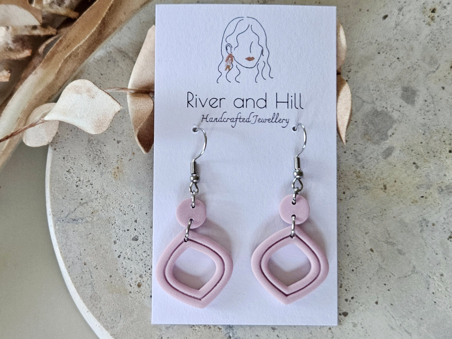 Essentials Lilac Earrings