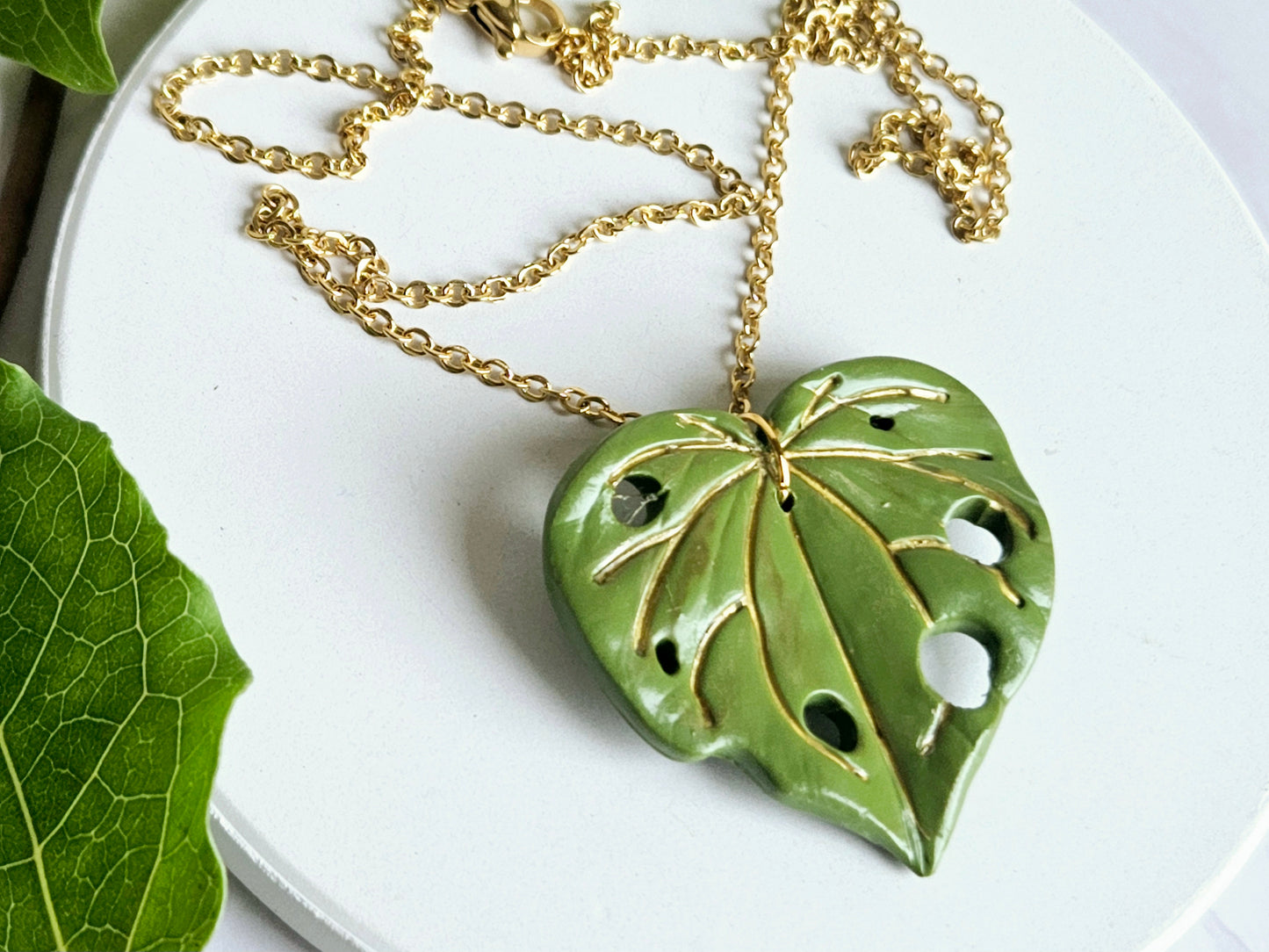 Kawakawa Gold Necklaces