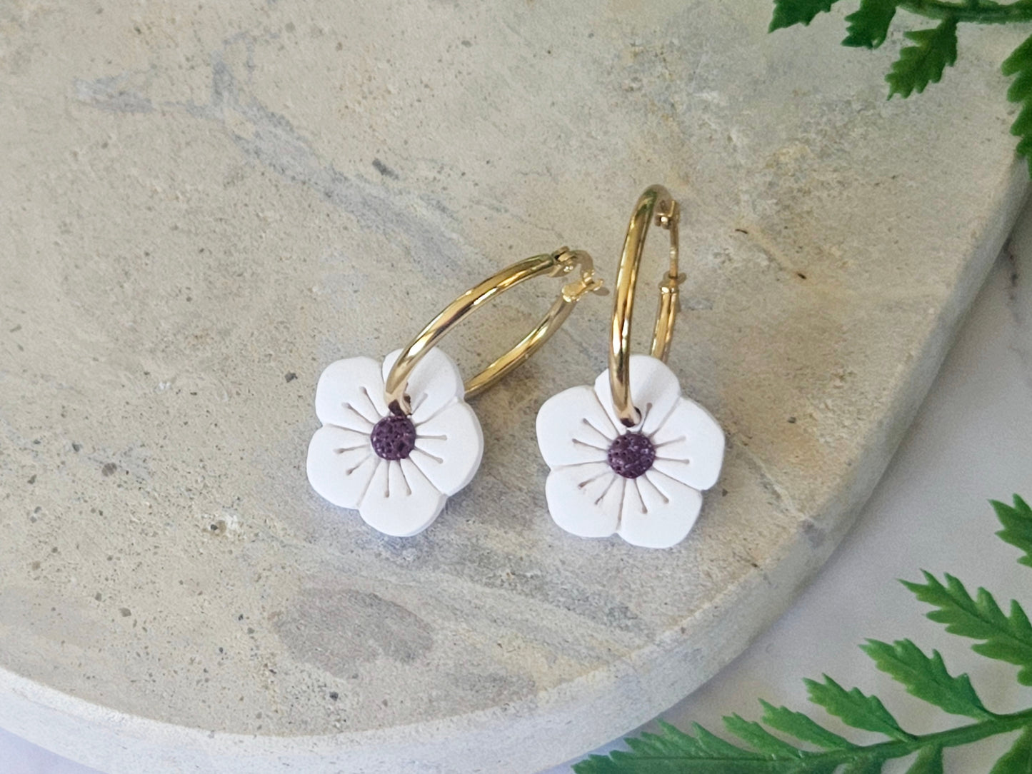 Manuka Flower Hoops White