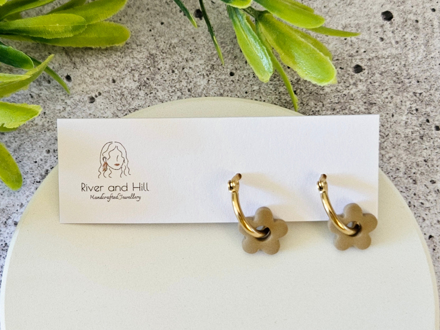 Retro Bloom White and Beige Mini Hoop Earrings