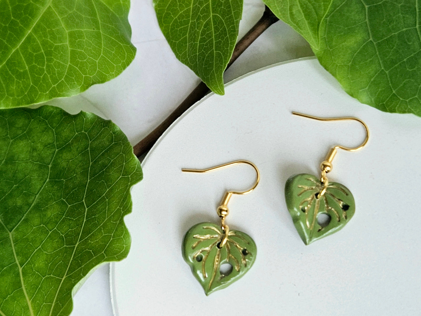Kawakawa Gold Earrings Small