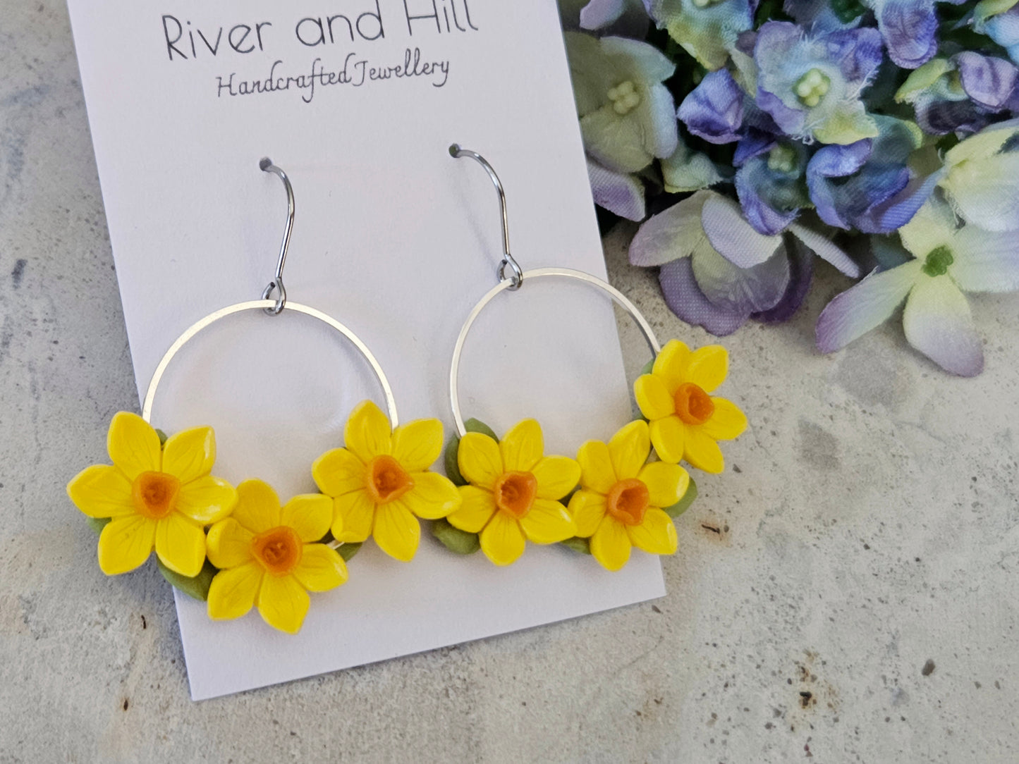 Daffodil Silver Disk Earrings