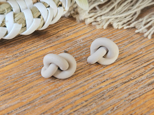 Knitted Clay Knot Beige Studs