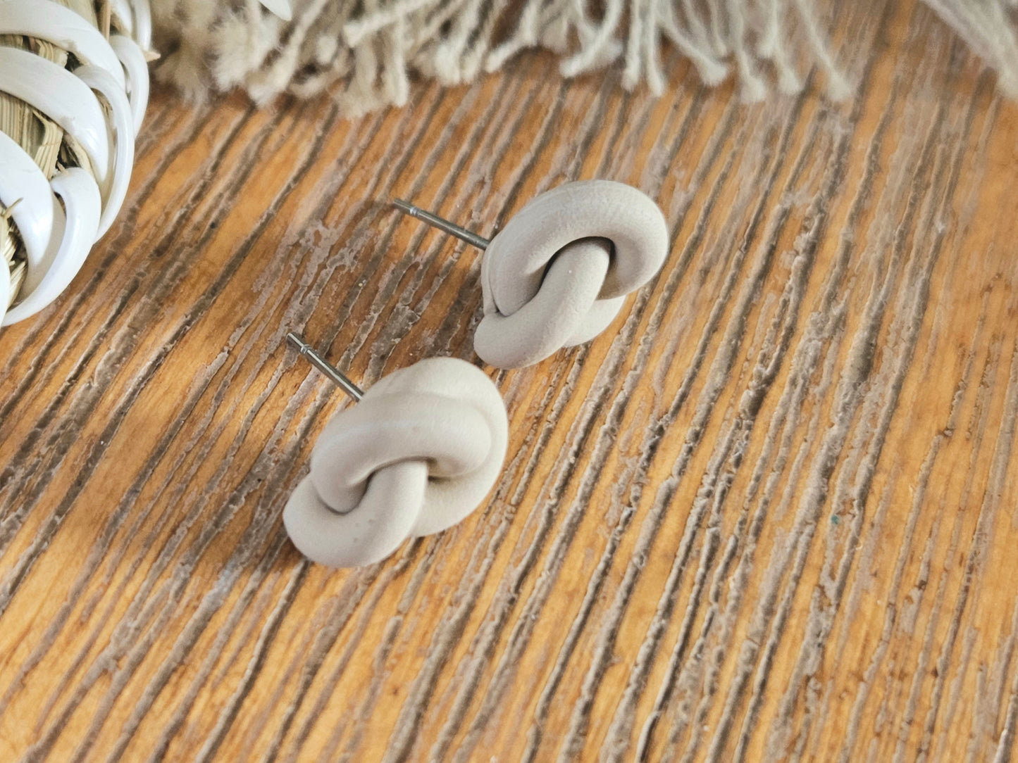 Knitted Clay Knot Beige Studs