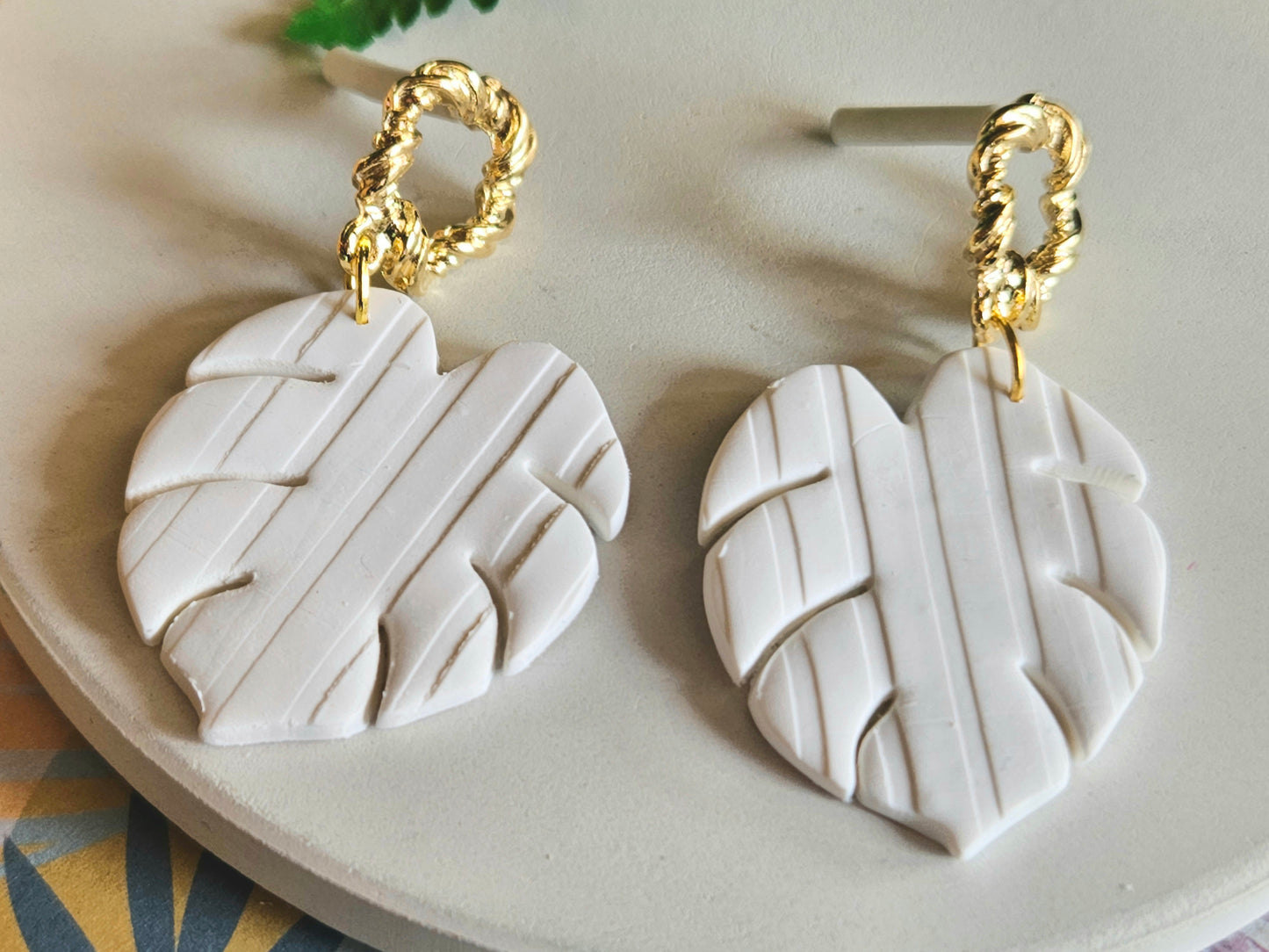 Monstera White Earrings