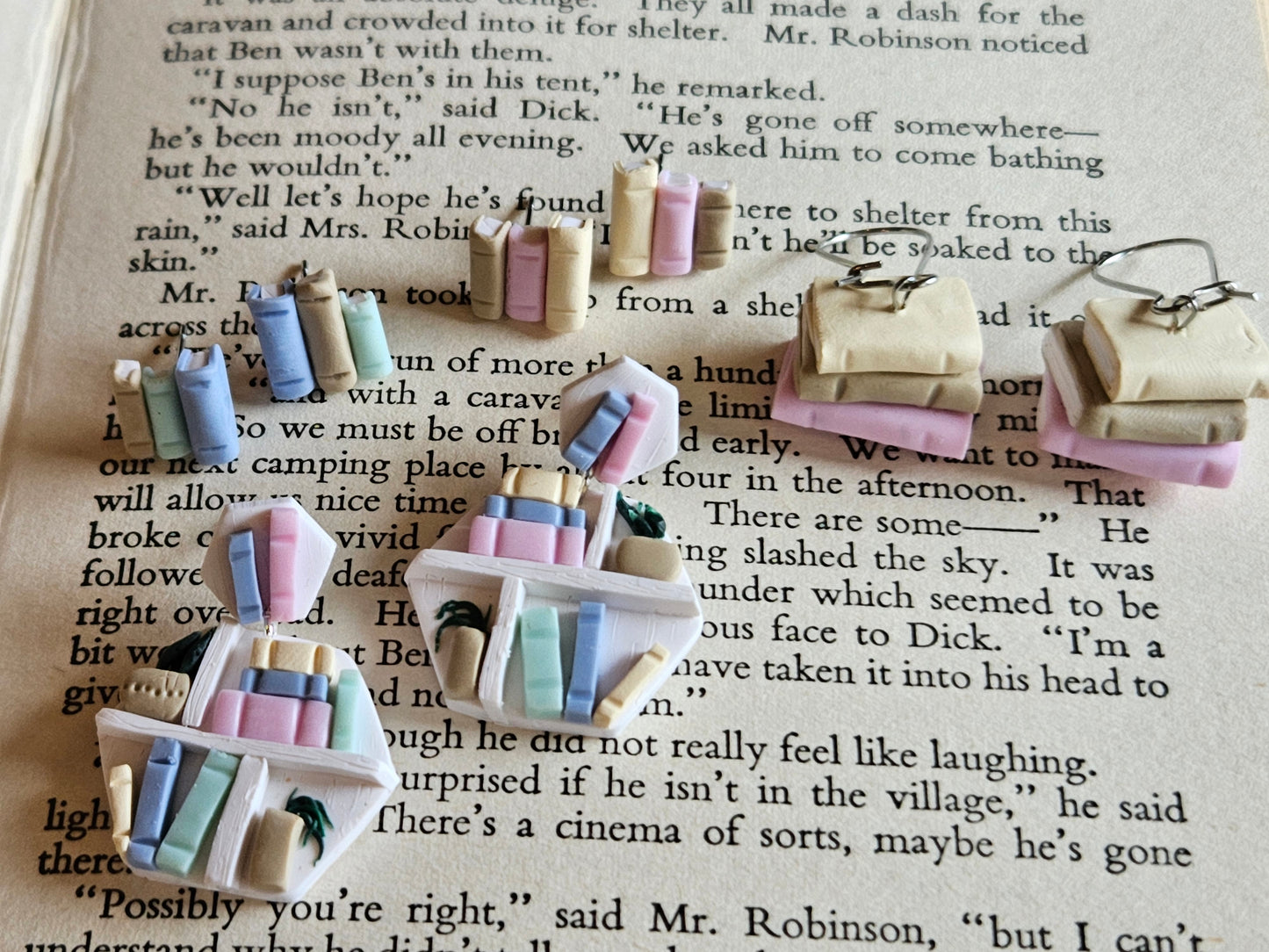 Book Pastel Studs