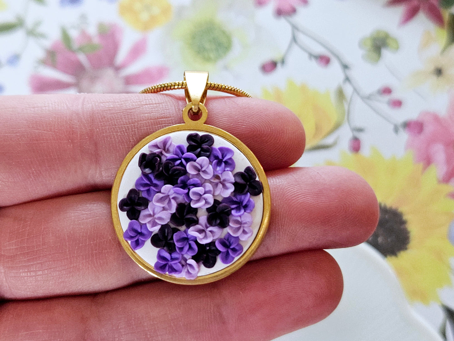 Lilac Garden Necklace Gold Tone