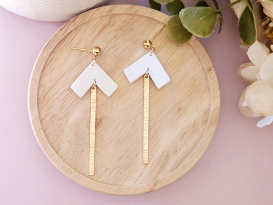 Arrow White Gold Dangle Earrings