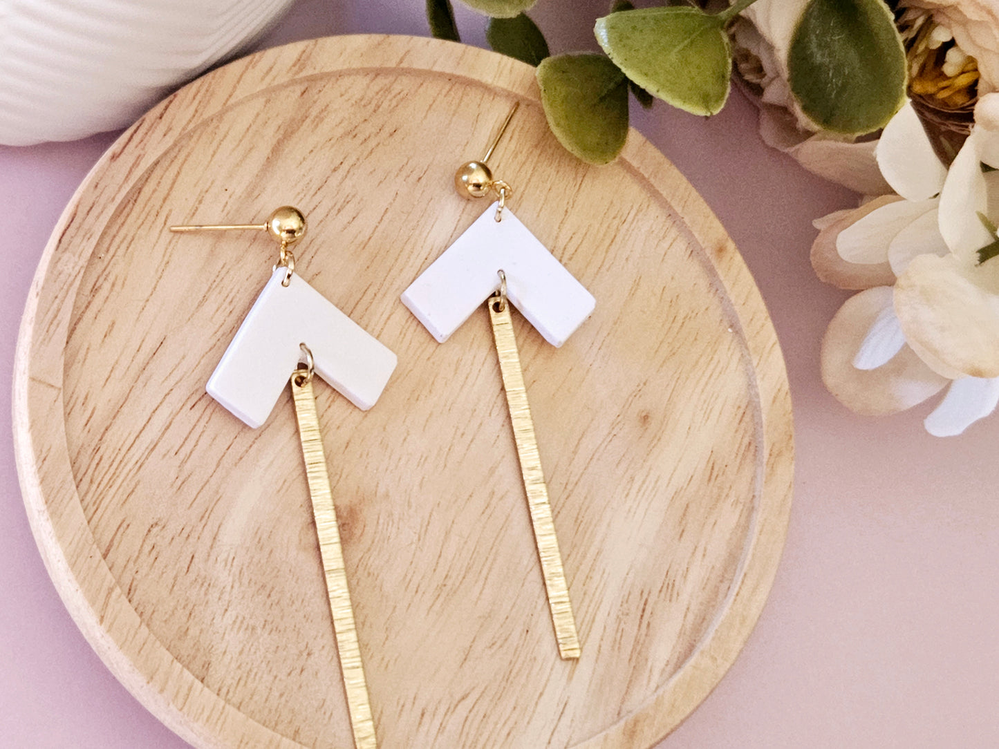 Arrow White Gold Dangle Earrings