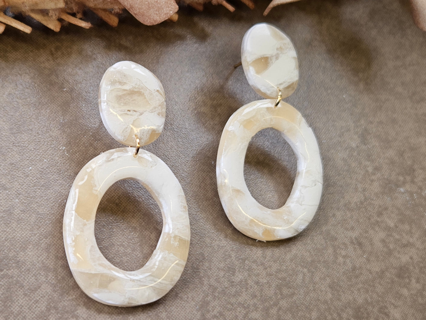 Tan Quartz Abstract Oval Earrings