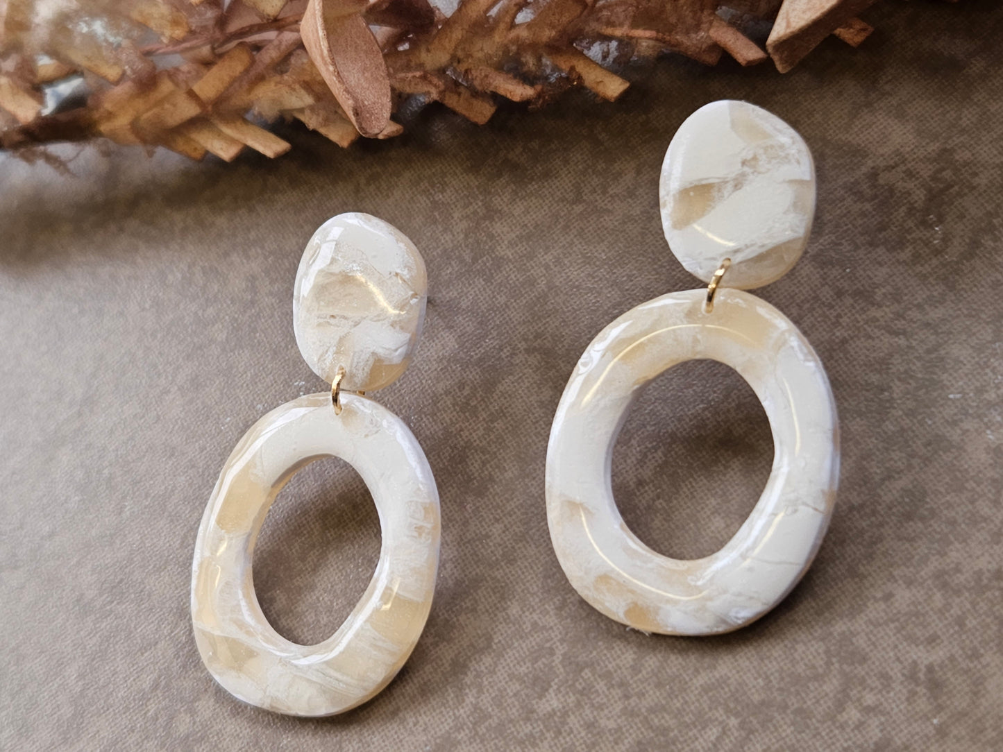 Tan Quartz Abstract Oval Earrings