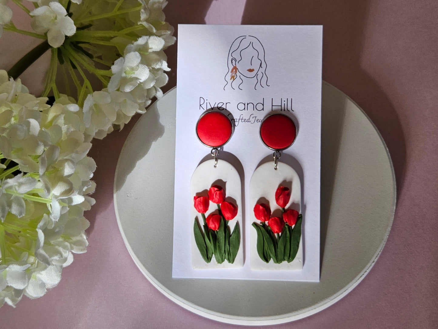 Tulip Arch Red Earrings