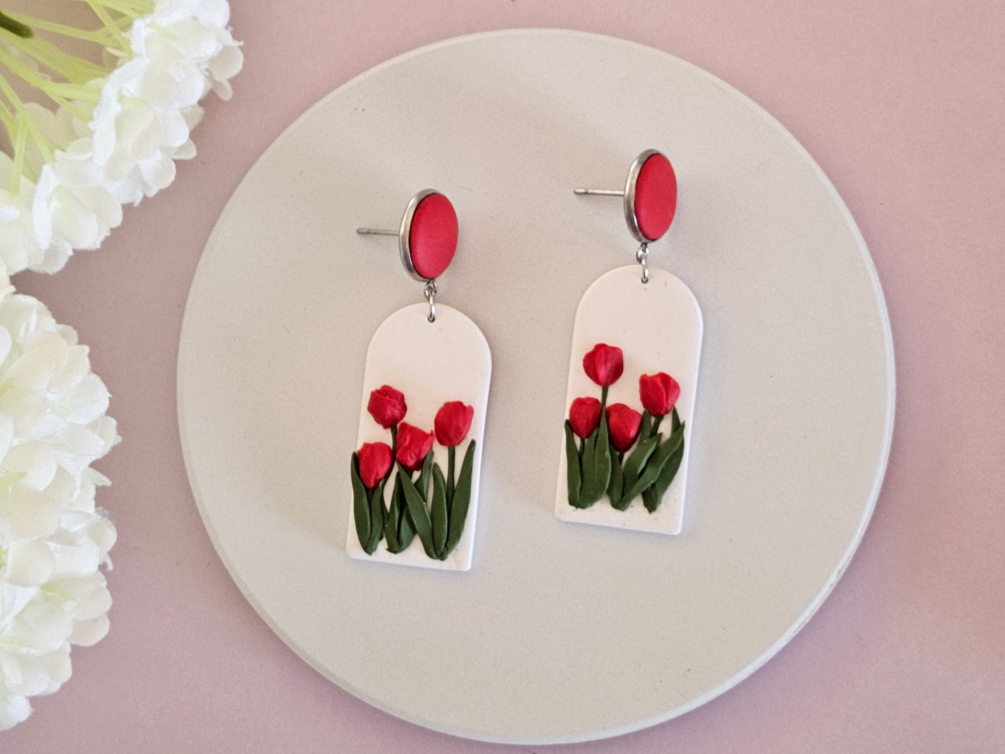 Tulip Arch Red Earrings