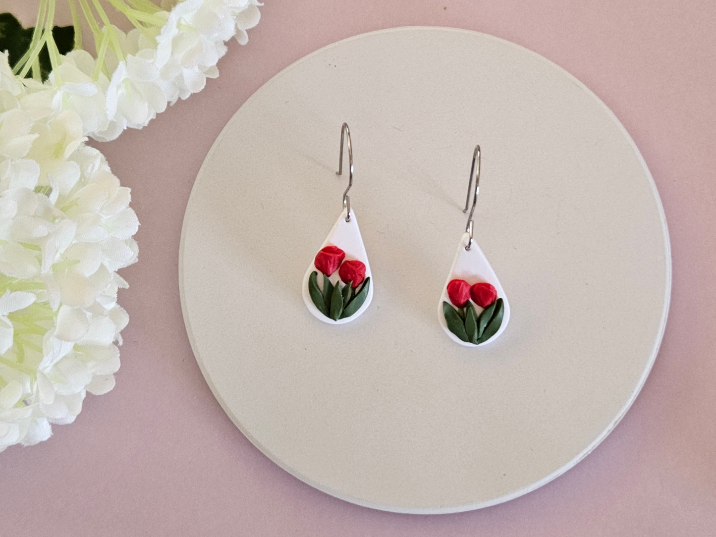 Tulip Small Droplet Red Earrings