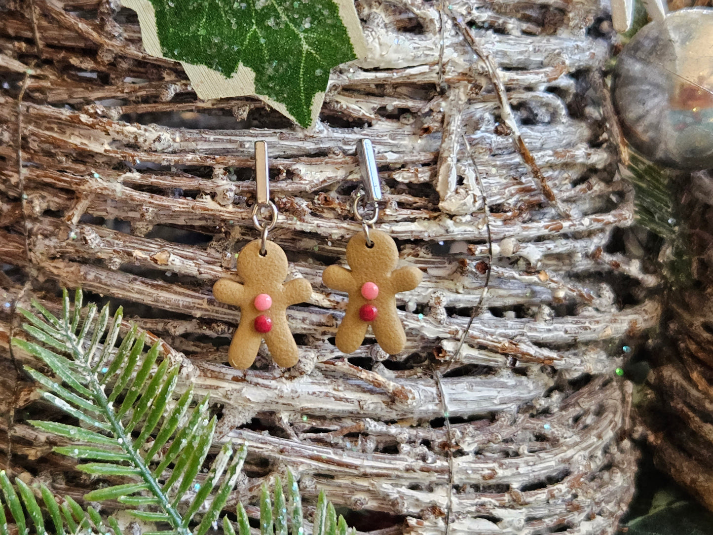 Pinkmas Dainty Gingerbread Man Earrings