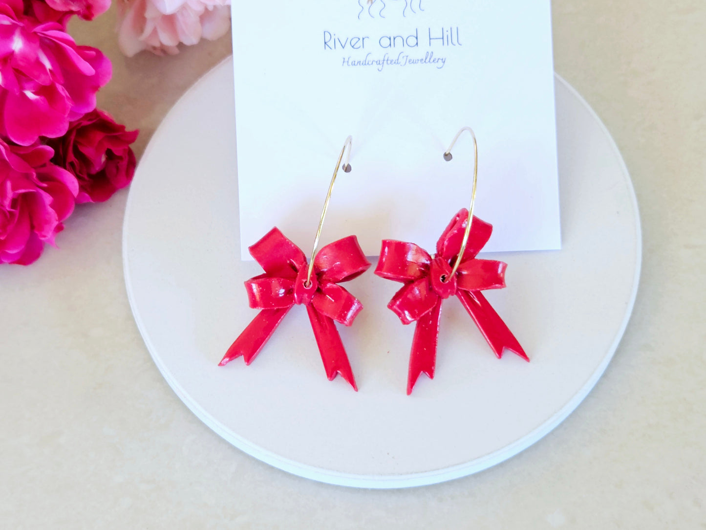 Hearts Collection Red Bow Hoops