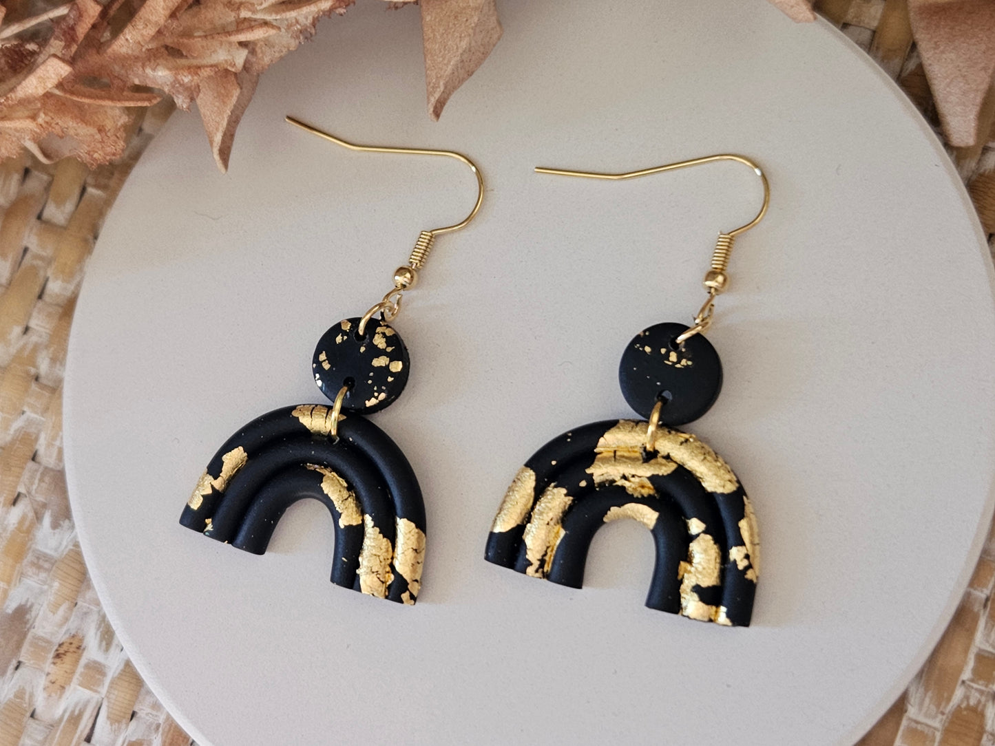 Classic Clay Black Arch Earrings