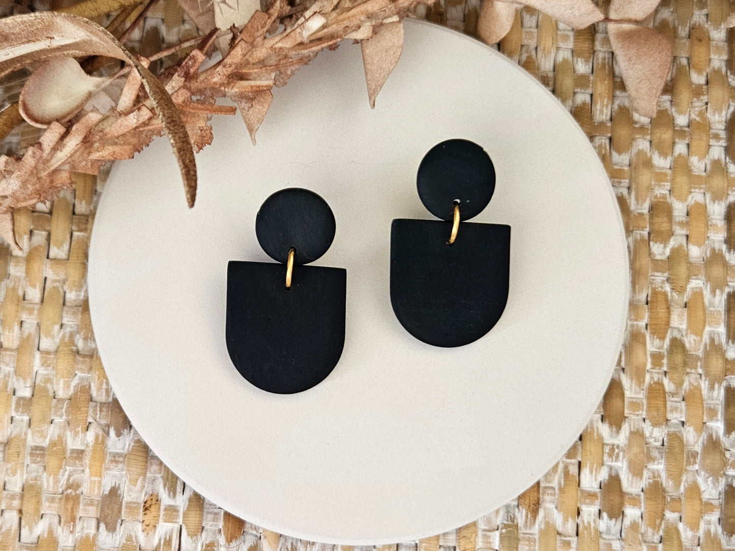 Classic Clay Everyday Black Earrings