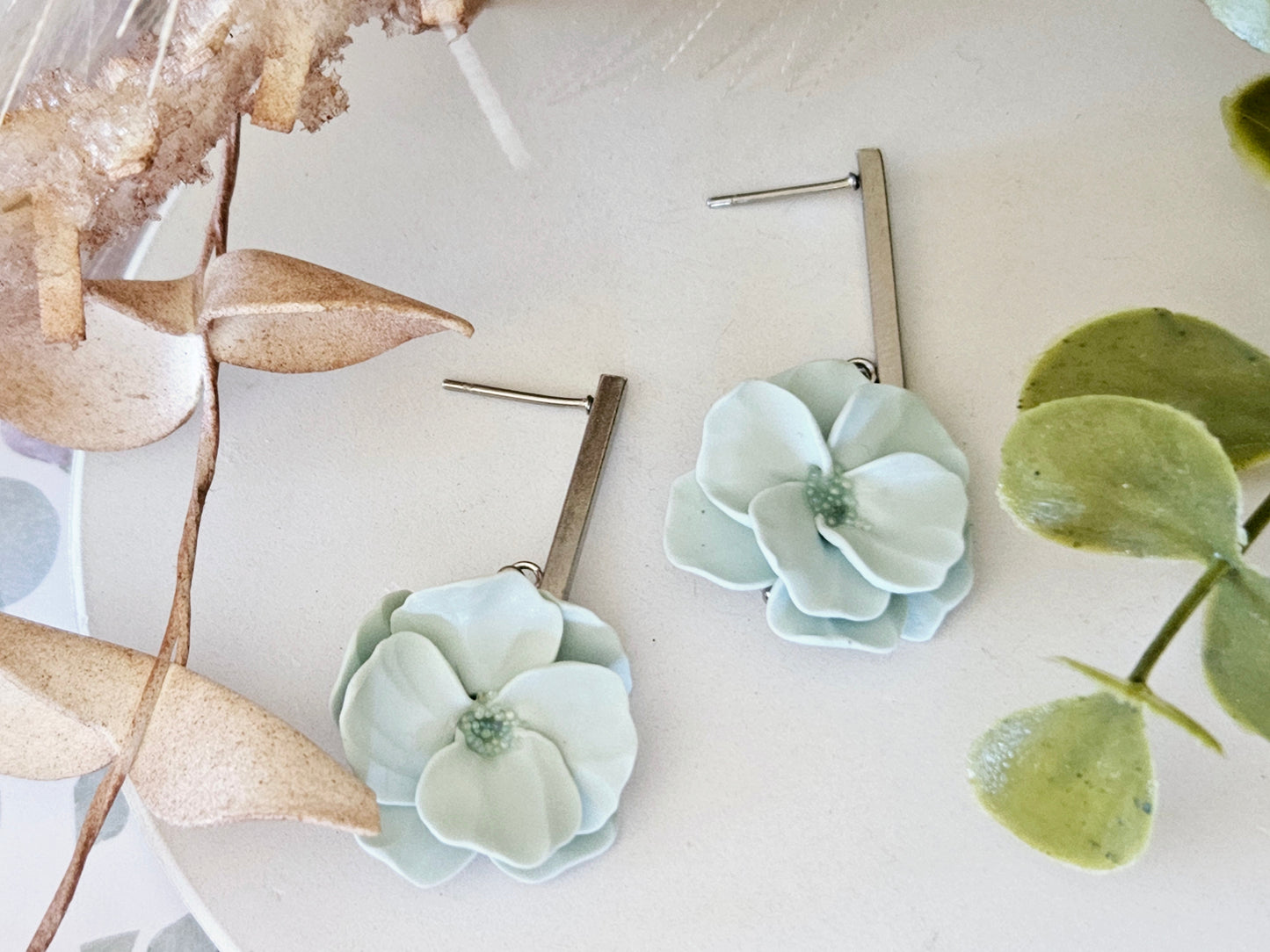 Floral Bloom Bar Earrings