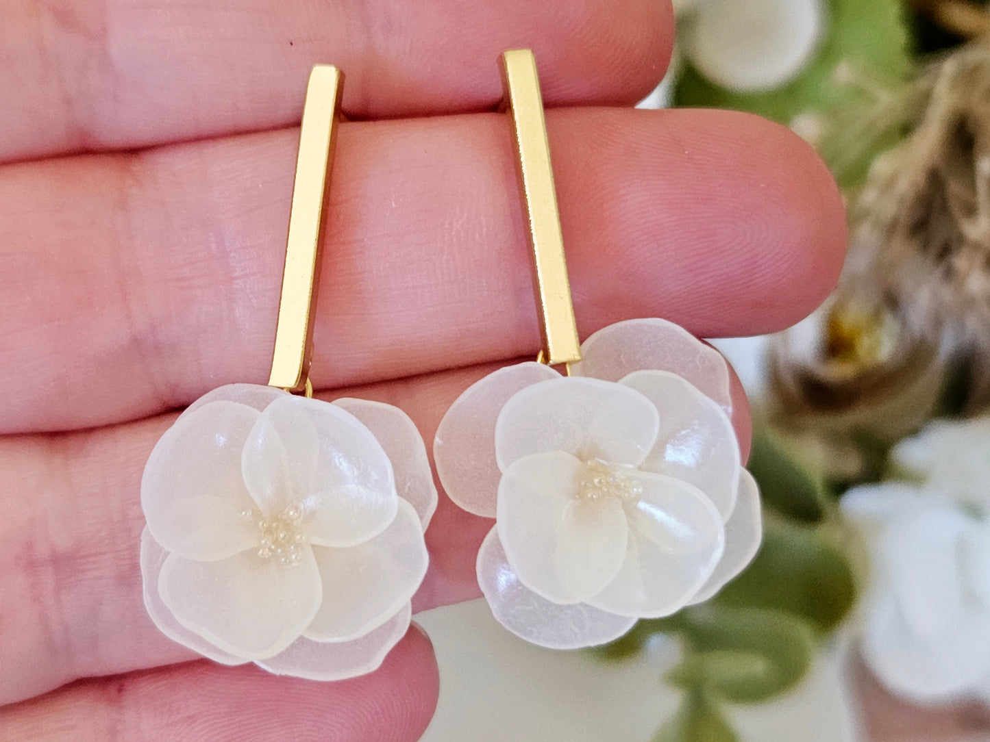 Floral Bloom Transparent Bar Earrings