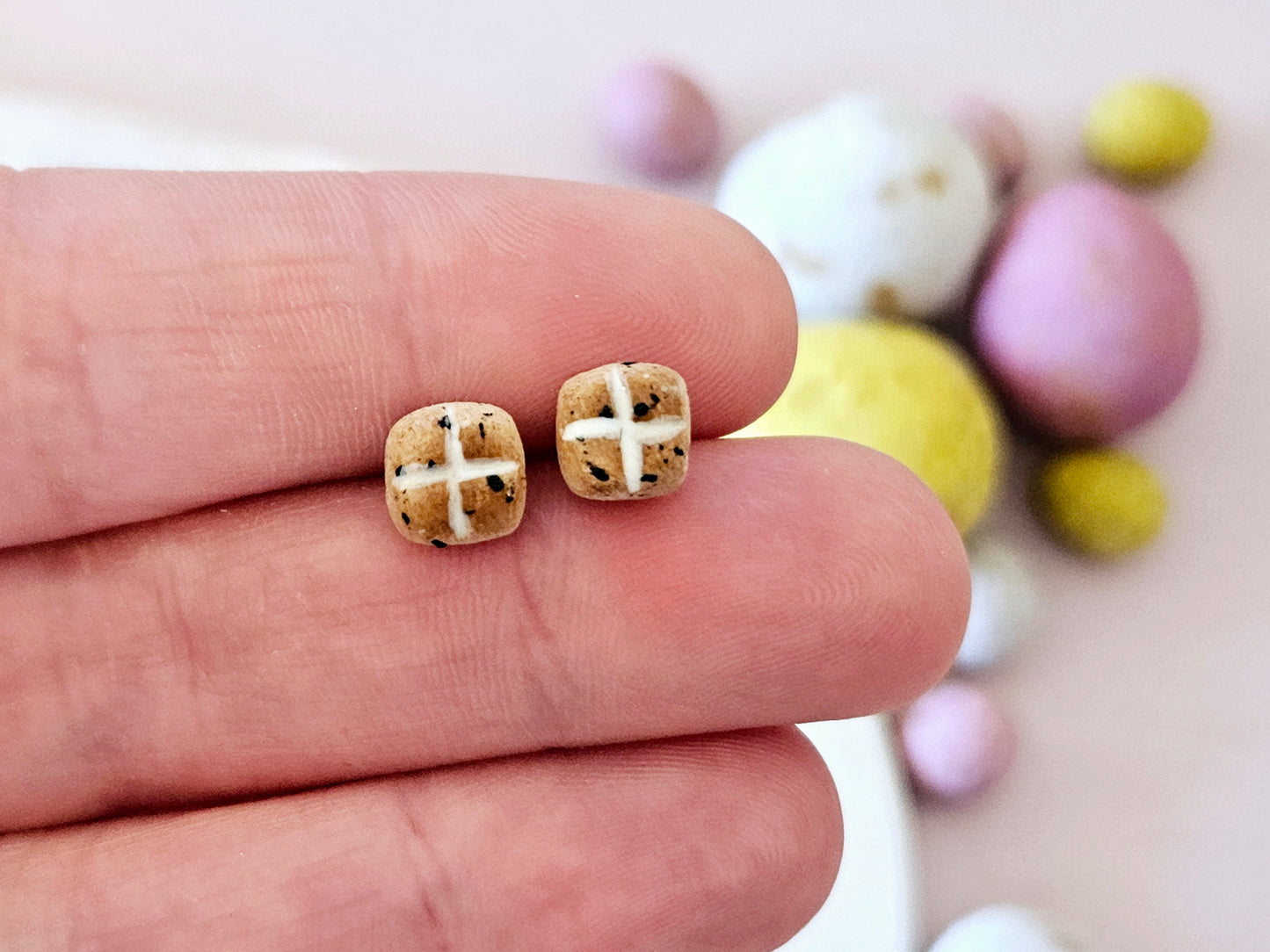 Easter Hot Cross Bun Mini Studs