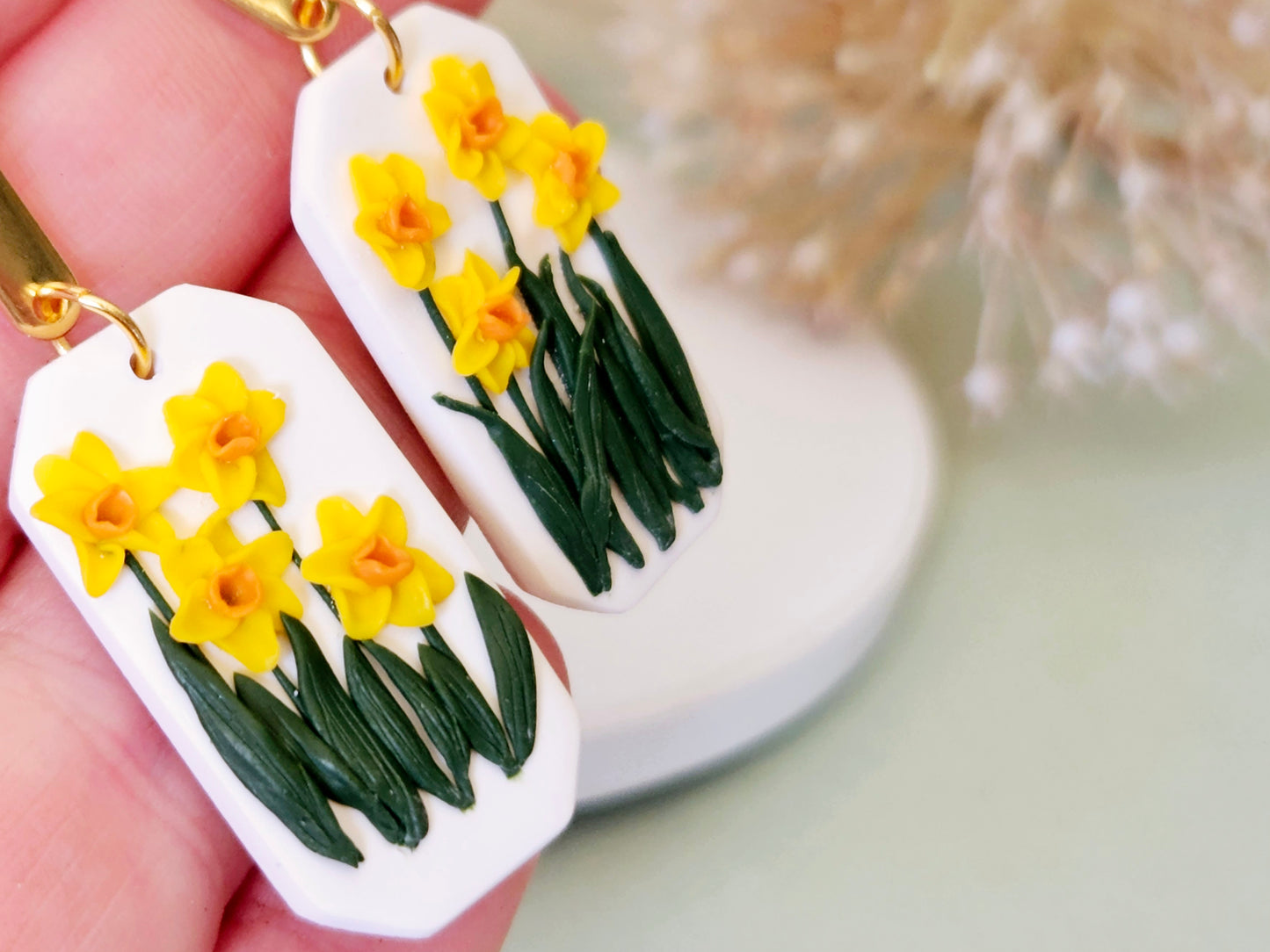 Birth Flower Collection March Daffodil Earrings