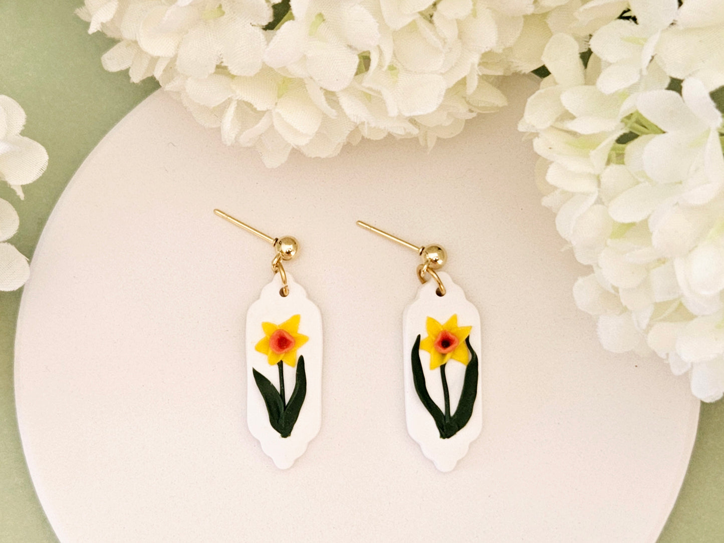 Daffodil Single Stem Earrings