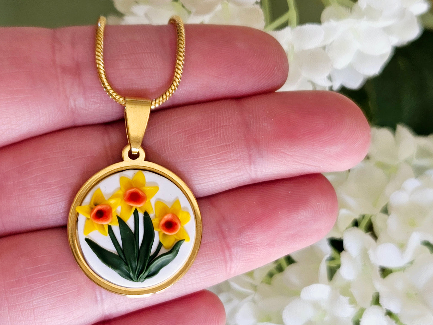 Daffodil Necklace