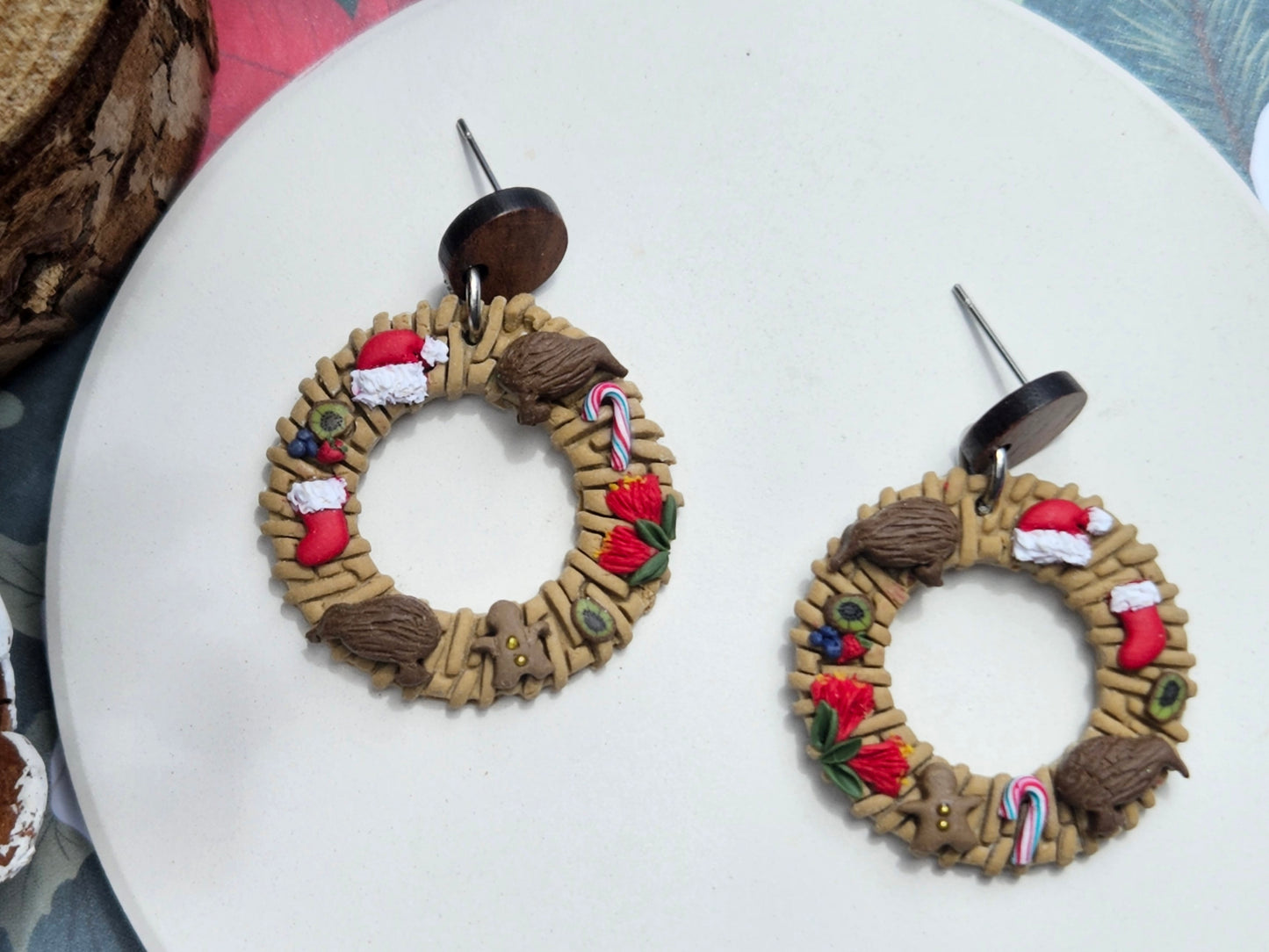 Kiwi Christmas Weave Wreath Earrings