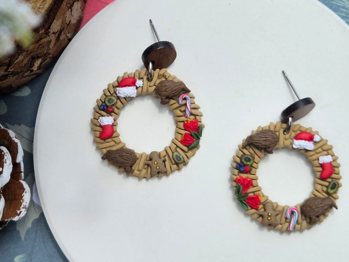 Kiwi Christmas Weave Wreath Earrings