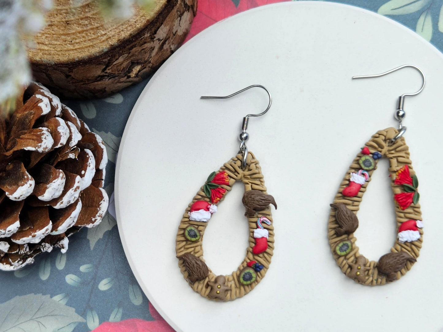 Kiwi Christmas Weave Droplet Earrings