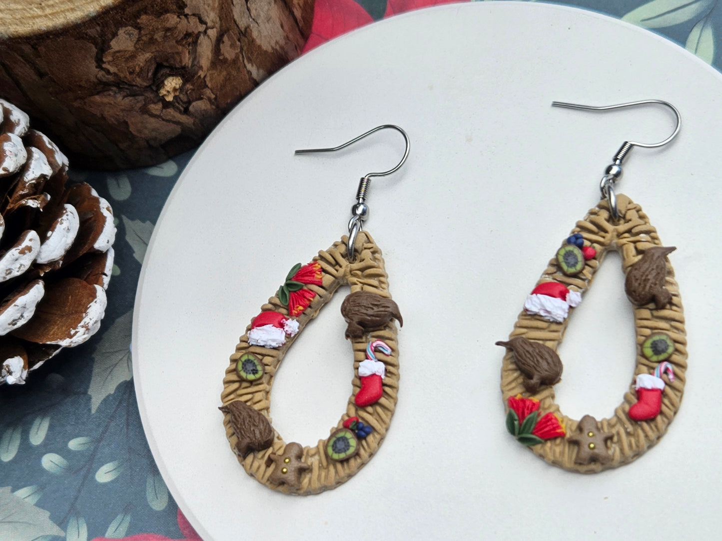 Kiwi Christmas Weave Droplet Earrings