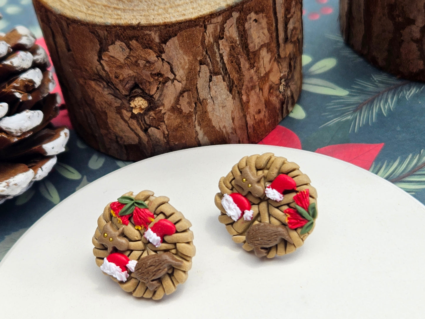 Kiwi Christmas Weave Stud Earrings