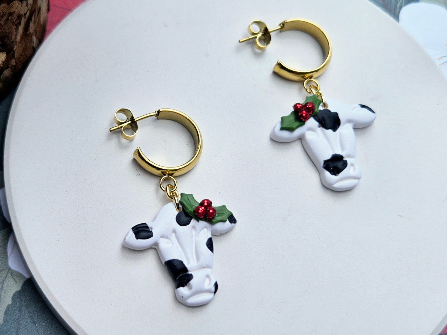 Kiwi Christmas Cow Earrings