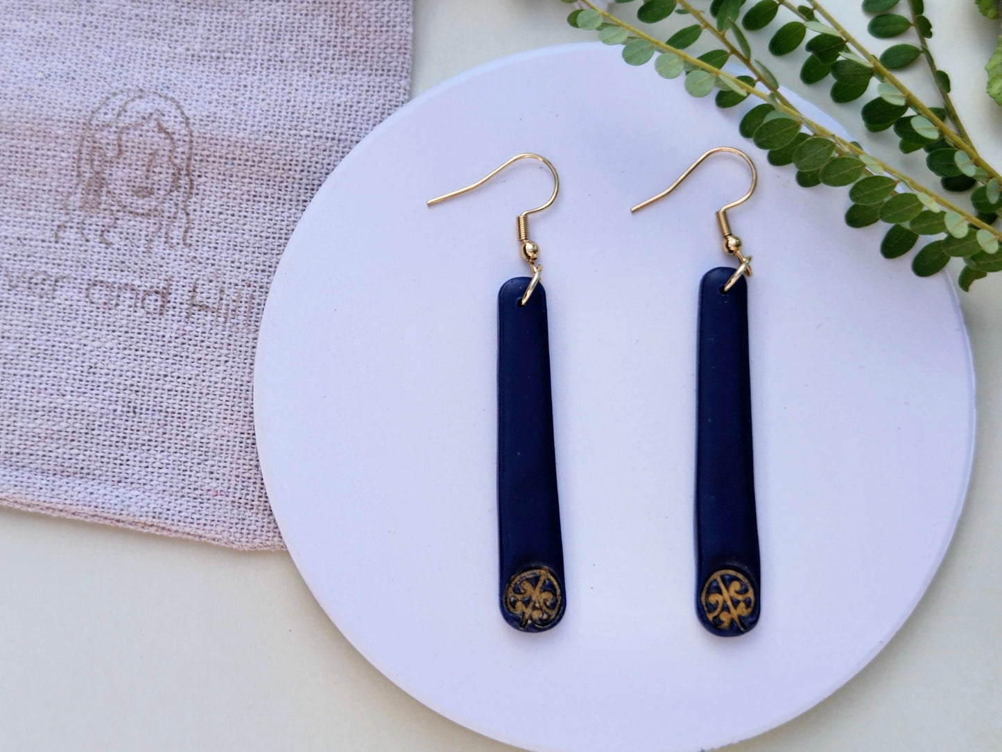 Mangopare Navy Earrings