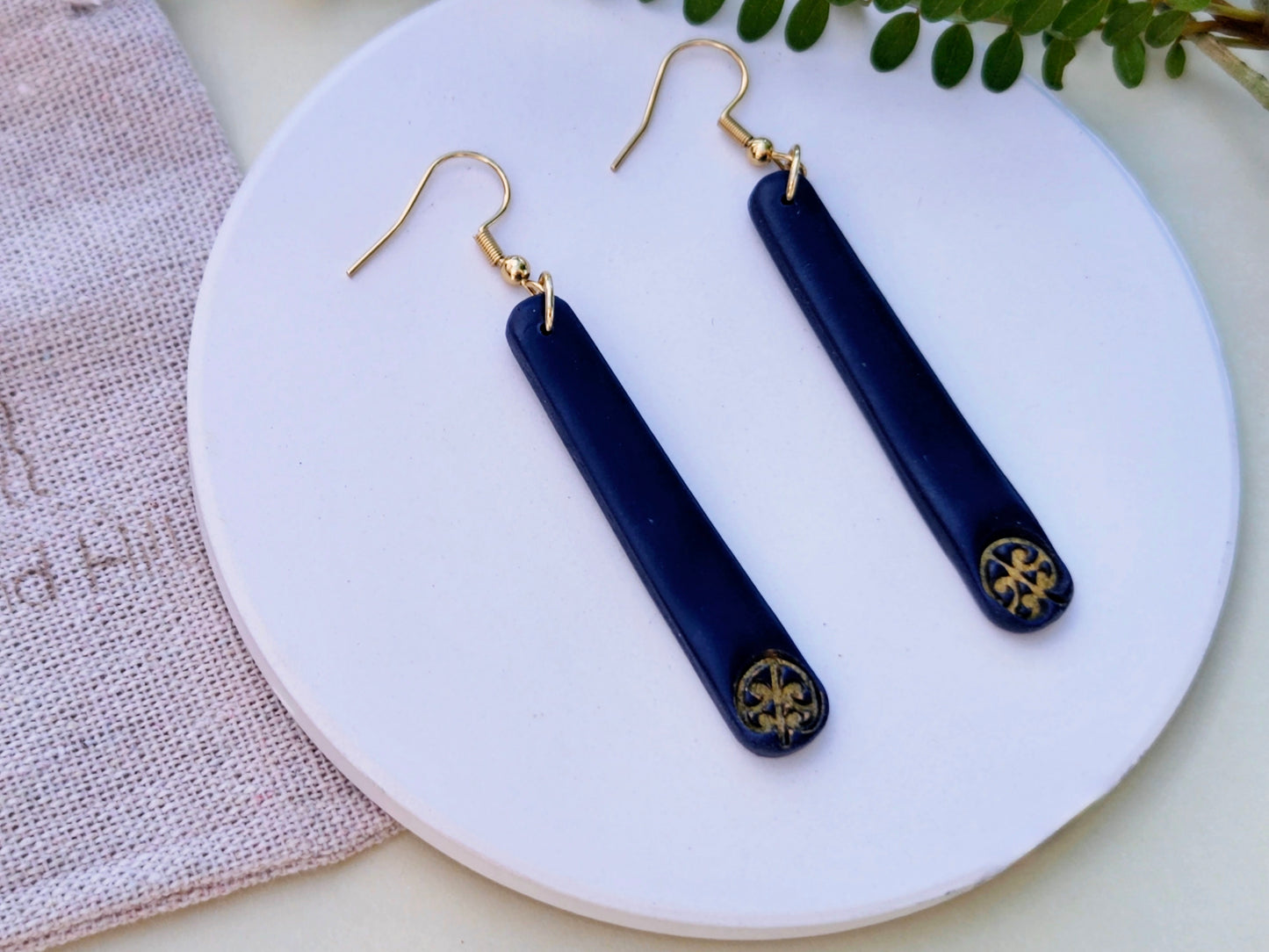 Mangopare Navy Earrings