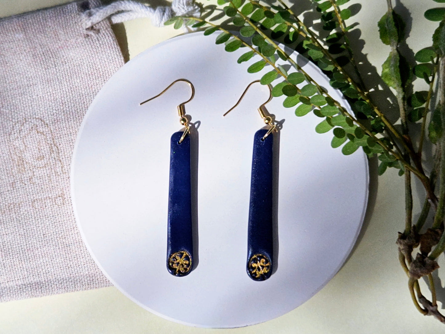 Mangopare Navy Earrings