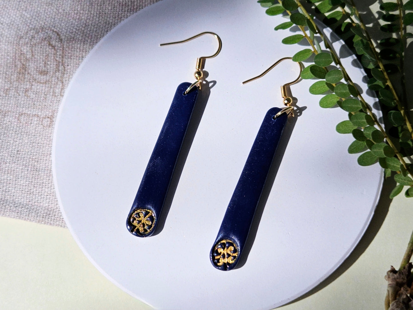 Mangopare Navy Earrings