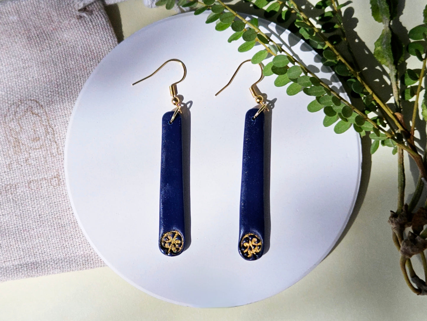 Mangopare Navy Earrings