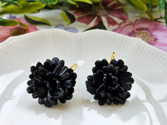 Carnation Black Earrings