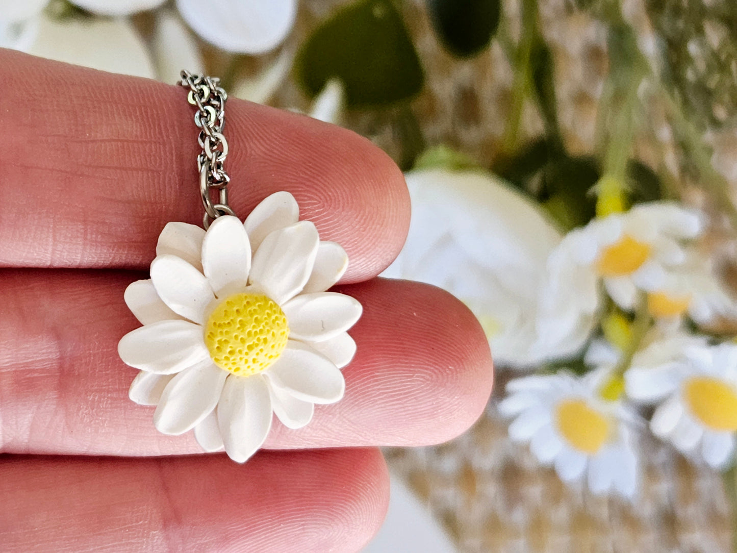 Daisy Necklace