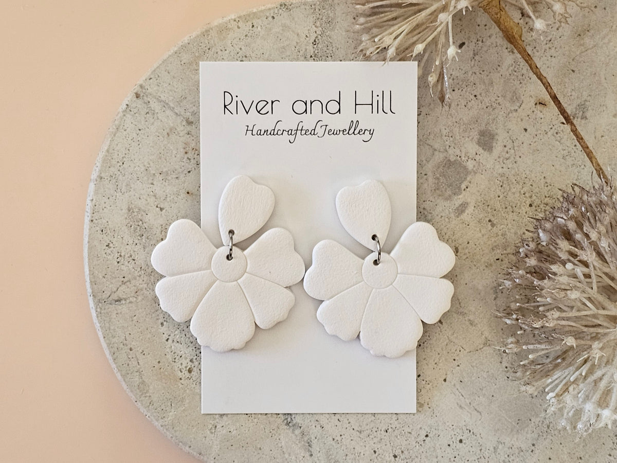 Daily Colour White Earrings