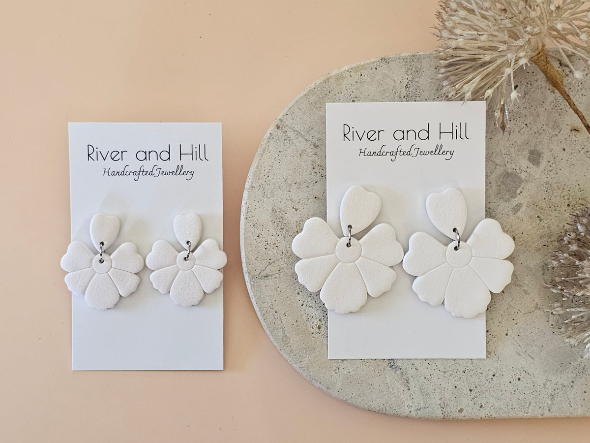 Daily Colour White Earrings